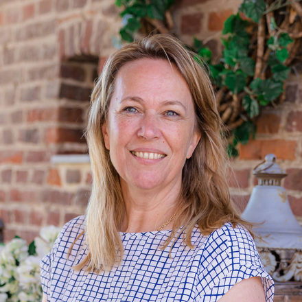 Petra Tourlamain